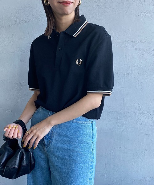 [FRED PERRY/フレッドペリー] ツインティップライン ワンポイントロゴ刺繍ポロシャツの3枚目の写真