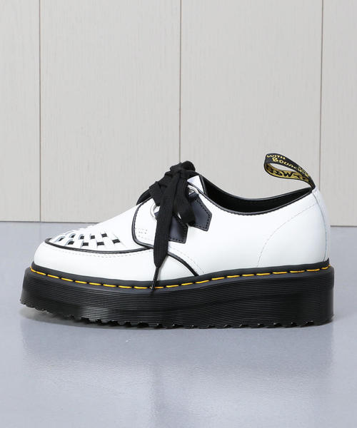 Dr. Martens(ドクターマーチン)の「<Dr.Martens>CHUNKY WEDGE PLUS SIDNEY 2EYE SHOES/シューズ(その他シューズ・レディース・ホワイト・5/4/6)」の1枚目の写真