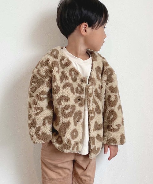 CIAOPANIC TYPY(チャオパニックティピー)の「【KIDS】【ZOZOTOWN限定】レオパードアニマルボアカーディガン(ノーカラージャケット・キッズ・ブラック/ベージュ/オフホワイト・SMALL/X-LARGE/MEDIUM/XX-LARGE/LARGE)」の3枚目の写真