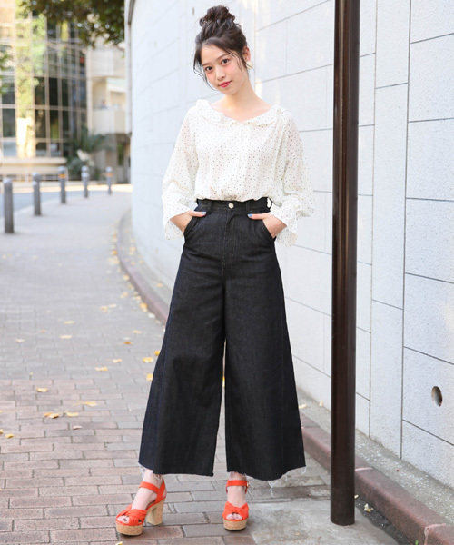 LOWRYS FARM(ローリーズファーム)の「CONE*バギー 778796 (デニムパンツ・レディース・ブルー/ワンウォッシュ・LARGE/MEDIUM)」の12枚目の写真
