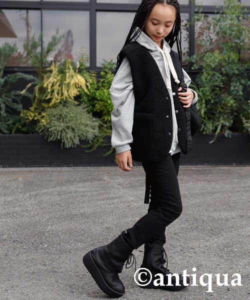 antiqua(アンティカ)の「リバーシブルムートンベスト(ベスト・キッズ・ブラック/ベージュ・160/140)」の7枚目の写真