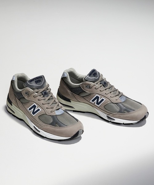 NEW BALANCE(ニューバランス)の「M991(スニーカー・メンズ・グレー・25.0cm/28.5cm/26.0cm/27.5cm/27.0cm/28.0cm/26.5cm/25.5cm/29.0cm)」の1枚目の写真