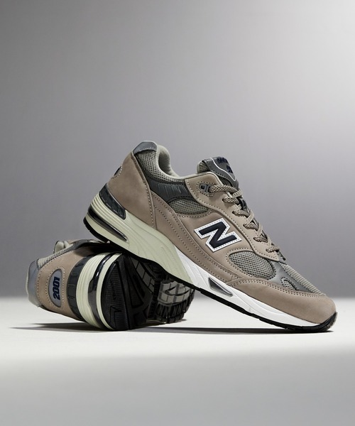 NEW BALANCE(ニューバランス)の「M991(スニーカー・メンズ・グレー・25.0cm/28.5cm/26.0cm/27.5cm/27.0cm/28.0cm/26.5cm/25.5cm/29.0cm)」の2枚目の写真
