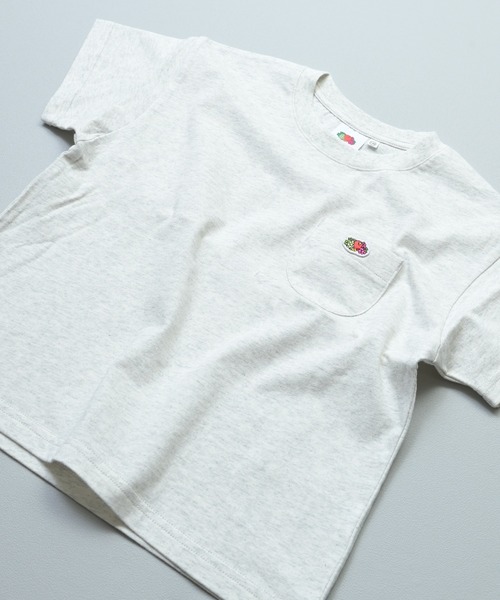 FRUIT OF THE LOOM(フルーツオブザルーム)の「【FRUIT OF THE LOOM】別注半袖ポケT(Tシャツ/カットソー・キッズ・ブルー/ホワイト系その他/グレー系その他/チャコール/マスタード/パープル系その他/ライトピンク/オフホワイト・100/110/160/90/80/150/140/130/120/95)」の2枚目の写真
