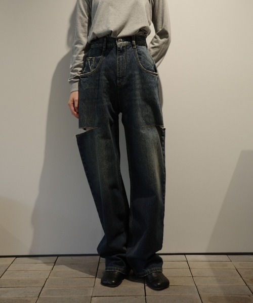 Maison Margiela(メゾンマルジェラ)の「Maison Margiela PANTS 5 POCKETS(デニムパンツ・レディース・ダークブルー・36/38)」の1枚目の写真