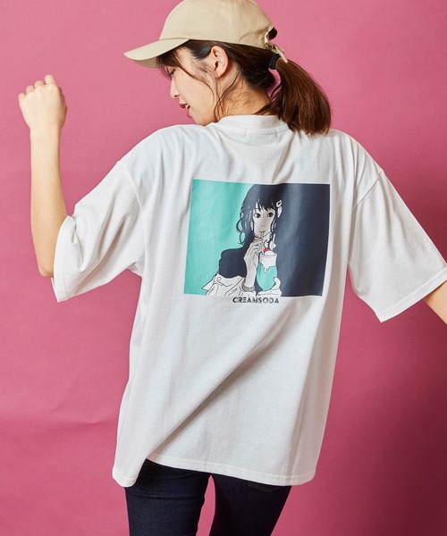 unrelaxing(アンリラクシング)の「ヴィンテージライク 古着風 綿100%ピグメント加工TプリントTシャツ(Tシャツ/カットソー・メンズ・ブラック/ホワイト/グレー/ブルー/カーキ/オレンジ/ブラウン/レッド/ネイビー/ピンク/チャコールグレー/ベージュ/インディゴブルー/チャコール/ライトブルー/ライトグリーン/ライム/ワイン/パープル/レッド系その他2/ブルー系その他3/ブルー系その他2/ホワイト系その他3/ホワイト系その他4/ホワイト系その他/ブラック系その他/ピンク系その他2/ブラック系その他2/ホワイト系その他2/グレー系その他2/グレー系その他4/レッド系その他3/レッド系その他/レッド系その他4/ブラック系その他4/ブルー系その他4/ピンク系その他/ピンク系その他4/ブラック系その他3/グレー系その他3/ピンク系その他3/グレー系その他/ブルー系その他/ベージュ系その他3/ブルー系その他5/レッド系その他5/ベージュ系その他4/ベージュ系その他/ベージュ系その他2/グリーン系その他3/グリーン系その他4/パープル系その他3/ブルー系その他6/パープル系その他2/パープル系その他4/グリーン系その他2/グリーン系その他/その他1/その他2/その他3/パープル系その他/その他7/その他6/その他5/ブラウン系その他/その他4/タン/モカ/ミント/ホワイト×エメラルドグリーン/ホワイト×グレー/ブラック×ブラック/アッシュブラウン/ライトブラウン/ブラック×ブルー/ホワイト×レッド/エメラルド/ホワイト×グリーン/ライトベージュ/ウィート/クリアブラウン/ブラック×グリーン/ブラック×レッド/オートミール/セージグリーン/ブラックミックス/ホワイト×ブラック/クリアグリーン/ブルー系その他7/LT.Blue/アクア/スミクロ/グリーン/ダークブルー/レディッシュグレー/ピンク系その他5/ダークブラック/ピンクベージュ/ライトブラック/スモークピンク/ブルーグラス/サックスブルー/ブラック×ホワイト/ライトグレー/アッシュグレー/スカイブルー/クリアブラック/ダークインディゴブルー/シルバーグレー/クリアブルー/ブラック系その他5/ブラック系その他6/ブラック系その他7/その他10/ベージュ系4/ベージュ系5/ベージュ系2/ベージュ系3/ベージュ系/ベージュ系1/ブラウン系8/ブラウン系9/ブラウン系6/ブラウン系7/ブラウン系4/ブラウン系5/ブラウン系2/ブラウン系3/ブラウン系/ブラウン系1/その他25/その他26/その他23/その他24/その他19/その他16/その他17/その他21/その他22/その他20/その他18/その他15/その他13/その他12/その他14/その他11/ベージュ系6/その他28/その他27/ブラック×シルバー/ブラック系5/ブラック系6/ブラック系7/ブラック系8/その他29/A/ブラック系2/ブラック系4/ブラック×ゴールド/ブラック系1/ブラック系3/ベージュ系8/ベージュ系7/ベージュ系9/ダークブラウン系7/ダークブラウン系6/ダークブラウン系5/ダークブラウン系4/ダークブラウン系3/ダークブラウン系2/ベージュ系その他6/ベージュ系その他7/ダークブラウン系1・X-LARGE/SMALL/LARGE/X-SMALL/MEDIUM/3/2)」の4枚目の写真