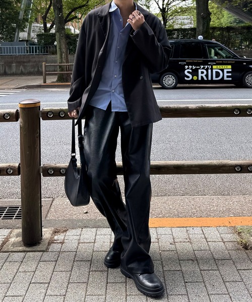 CALLNE(カルネ)の「【CALLNE】Vintage Design Curve Pants / ヴィンテージデザイン合皮カーブパンツ(セットアップ対応)(その他パンツ・メンズ・ダークグレー/ブラック・L/M)」の3枚目の写真