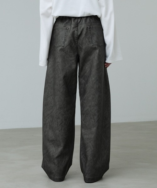 CALLNE(カルネ)の「【CALLNE】Vintage Design Curve Pants / ヴィンテージデザイン合皮カーブパンツ(セットアップ対応)(その他パンツ・メンズ・ダークグレー/ブラック・L/M)」の10枚目の写真