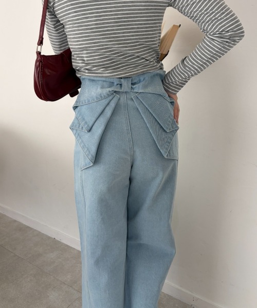continuer de NICE CLAUP(コンティニューデナイスクラップ)の「後リボンストレートデニム(デニムパンツ・レディース・インディゴブルー/その他・MEDIUM/SMALL)」の12枚目の写真