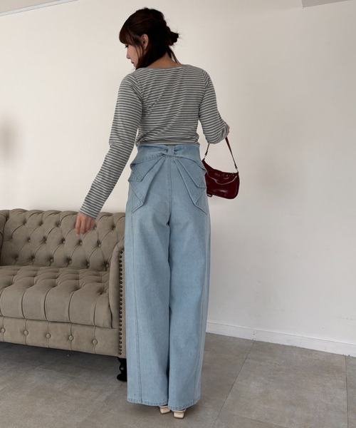 continuer de NICE CLAUP(コンティニューデナイスクラップ)の「後リボンストレートデニム(デニムパンツ・レディース・インディゴブルー/その他・MEDIUM/SMALL)」の10枚目の写真