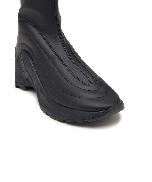 DIESEL(ディーゼル)の「ウィメンズ ショートブーツ D-RUNNER S-D-RUNNER BOOTIE X(ブーツ・レディース・ブラック・37/36/39/38/40/35)」の4枚目の写真