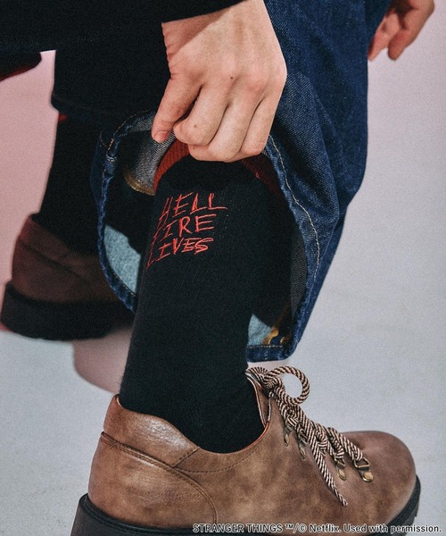 niko and...(ニコアンド)の「【STRANGER THINGS】コラボ刺繍2Pソックス(ソックス/靴下・メンズ・オレンジ/ホワイト・FREE)」の6枚目の写真