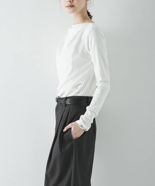 URBAN RESEARCH(アーバンリサーチ)の「2WAYドレープカットソー(Tシャツ/カットソー・レディース・チャコールグレー/オフホワイト・FREE)」の6枚目の写真