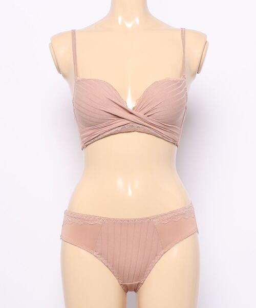 CLEA(クレア)の「ノンワイヤーツイストブラ&ショーツ(ブラ&ショーツ・レディース・ベージュ/ブルー/ピンクベージュ/ブラック・S/M/L)」の12枚目の写真
