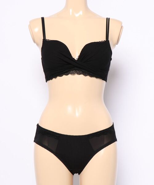 CLEA(クレア)の「ノンワイヤーツイストブラ&ショーツ(ブラ&ショーツ・レディース・ベージュ/ブルー/ピンクベージュ/ブラック・S/M/L)」の13枚目の写真