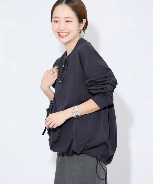 JOURNAL STANDARD(ジャーナルスタンダード)の「《追加2》シャーリングロングスリーブTシャツ(Tシャツ/カットソー・レディース・コバルトブルー/ホワイト/ブラック系その他/ブラウン系その他・FREE)」の1枚目の写真