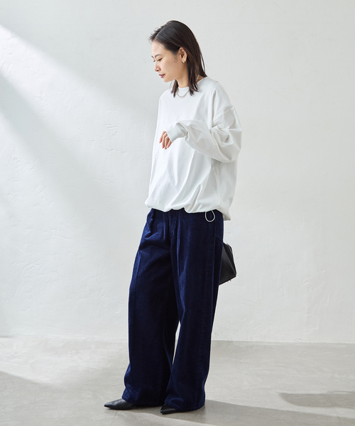 JOURNAL STANDARD(ジャーナルスタンダード)の「《追加2》シャーリングロングスリーブTシャツ(Tシャツ/カットソー・レディース・コバルトブルー/ホワイト/ブラック系その他/ブラウン系その他・FREE)」の22枚目の写真
