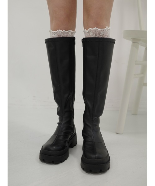 【美脚見え】emblem long bootsの1枚目の写真