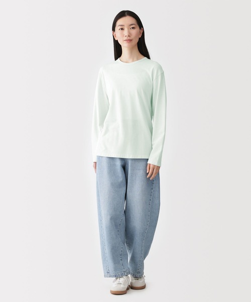 無印良品(ムジルシリョウヒン)の「婦人 強撚天竺編みクルーネック長袖Tシャツ(Tシャツ/カットソー・レディース・ホワイト/ブラウン/ライトブルー/ブラック/ライトイエロー・S/M/L/XL)」の9枚目の写真