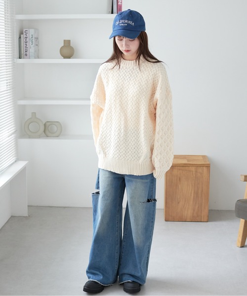 ECRIRE(エクリール)の「ドロップショルダーざっくり編みニット(ニット/セーター・レディース・ピンク/ブラウン/ベージュ・M/L)」の15枚目の写真