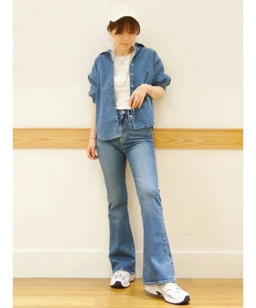 GAP(ギャップ)の「ウォッシュウェル ハイライズ '70sフレアデニム(デニムパンツ・レディース・インディゴブルー・23/24/25/26/27/28/29/30)」の5枚目の写真