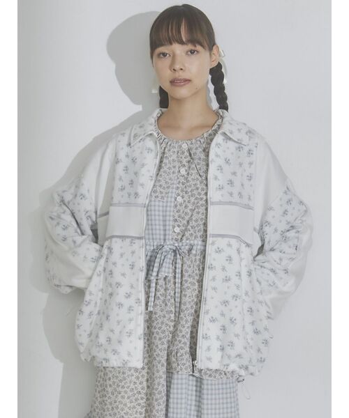 merry jenny(メリージェニー)の「floralコンビトラックジャケット(ジャージ・レディース・ブルー/ピンク・FREE)」の12枚目の写真