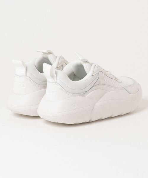 UGG(アグ)の「UGG LA CLOUD TRAINER / アグ エルエー クラウド トレーナー(スニーカー・レディース・ホワイト・25.0cm/24.5cm/23.0cm/23.5cm/24.0cm/22.5cm)」の2枚目の写真