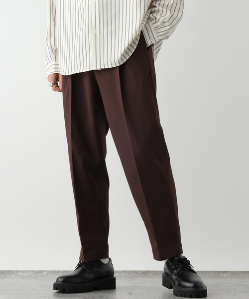 RAGEBLUE(レイジブルー)の「Center crease/twill tuck tapered slacks / センタープレス/SORONA(R)ツイルタックテーパードスラックス(スラックス・メンズ・ホワイト/ブラック/ブラウン/グレー・SMALL/MEDIUM/LARGE)」の4枚目の写真