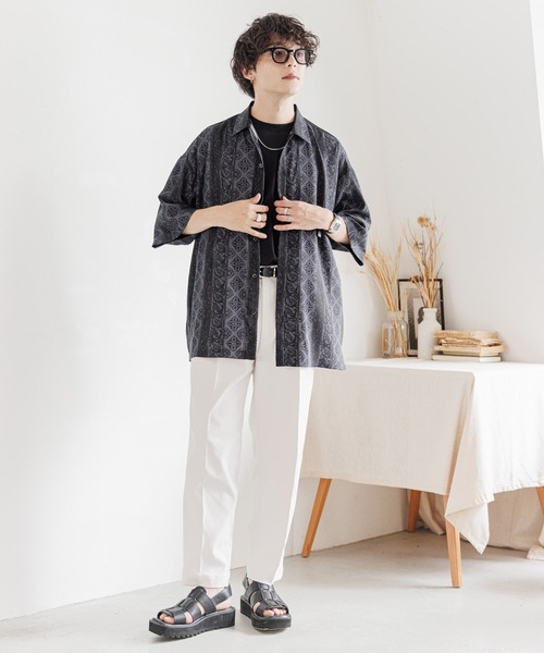 RAGEBLUE(レイジブルー)の「Center crease/twill tuck tapered slacks / センタープレス/SORONA(R)ツイルタックテーパードスラックス(スラックス・メンズ・ホワイト/ブラック/ブラウン/グレー・SMALL/MEDIUM/LARGE)」の5枚目の写真