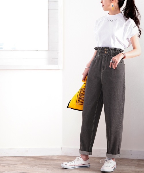 classicalelf(クラシカルエルフ)の「スタイルアップ魅せ。ハイウエストギャザーテーパードパンツ(デニムパンツ・レディース・ブラック/インディゴブルー/ナチュラル/グレー/ブラウン/グレー系その他・SMALL/MEDIUM/LARGE/X-LARGE/XX-LARGE)」の18枚目の写真