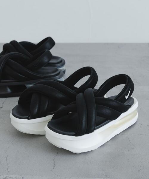 NIKE(ナイキ)の「NIKE エアマックスアイラサンダル(サンダル・レディース・ブラック/ブラック系その他・25/24/23)」の1枚目の写真