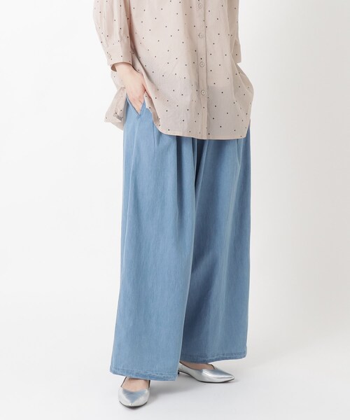 one'sterrace(ワンズテラス)の「デニムワイドパンツ(デニムパンツ・レディース・ブルー系その他7/ネイビー系5・02)」の1枚目の写真