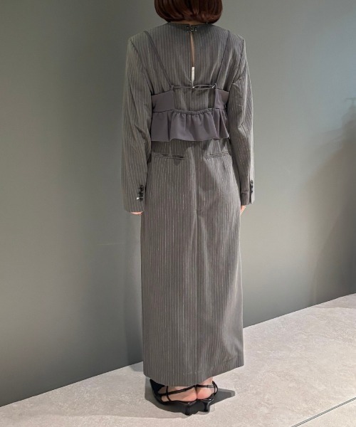 ANDRESD(アンドレスド)の「ピンストライプテーラードビスチェドレス / pinstripe tailored bustier dress(ドレス・レディース・ベージュ/ブラック/グレー・M/S/L)」の19枚目の写真