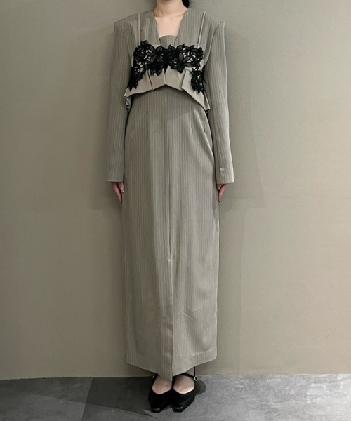 ANDRESD(アンドレスド)の「ピンストライプテーラードビスチェドレス / pinstripe tailored bustier dress(ドレス・レディース・ベージュ/ブラック/グレー・M/S/L)」の9枚目の写真