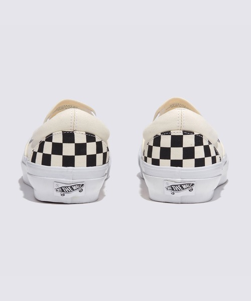 VANS(バンズ)の「VANS PREMIUM スリッポン / Slip-On Reissue 98 LX VN000CSE(スリッポン・メンズ・ブラック×ホワイト/ブラック・4.5/5/5.5/6/6.5/7/7.5/8.5/9/9.5/4/10/10.5/11/11.5/8/12)」の4枚目の写真