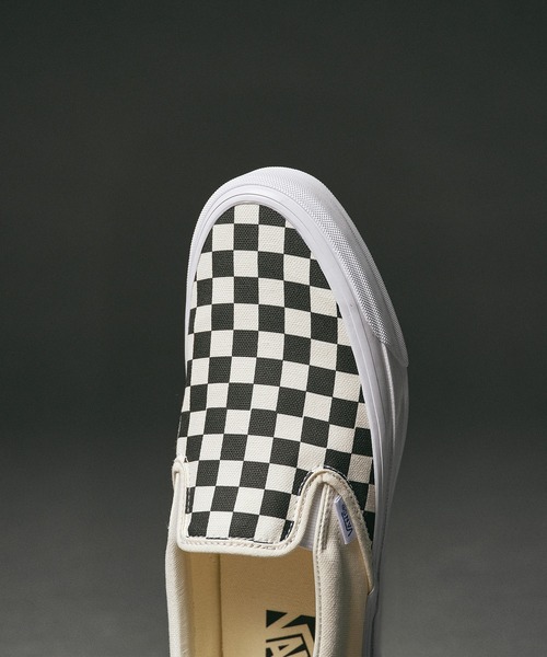 VANS(バンズ)の「VANS PREMIUM スリッポン / Slip-On Reissue 98 LX VN000CSE(スリッポン・メンズ・ブラック×ホワイト/ブラック・4.5/5/5.5/6/6.5/7/7.5/8.5/9/9.5/4/10/10.5/11/11.5/8/12)」の15枚目の写真
