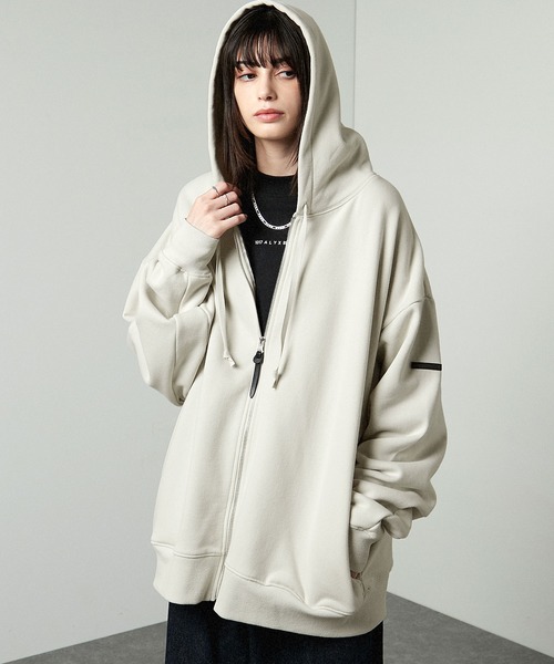 Alfred Alex(アルフレッドアレックス)の「【Alfred Alex】Rubber Logo Zip Hoodie/ラバーロゴ フルジップパーカー(パーカー・メンズ・ブラック/チャコール/ナチュラル/グレー/ライトグレー/パープル系/ブラウン系/ボルドー/グレイッシュブルー/スミクロ/キャメル・M/L/S/XL)」の7枚目の写真