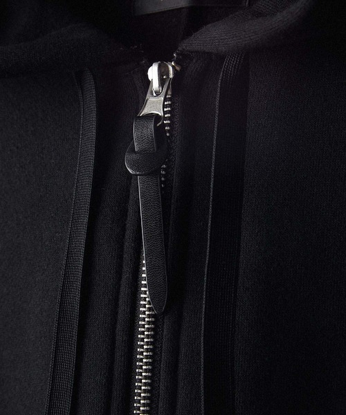 Alfred Alex(アルフレッドアレックス)の「【Alfred Alex】Rubber Logo Zip Hoodie/ラバーロゴ フルジップパーカー(パーカー・メンズ・ブラック/チャコール/ナチュラル/グレー/ライトグレー/パープル系/ブラウン系/ボルドー/グレイッシュブルー/スミクロ/キャメル・M/L/S/XL)」の15枚目の写真