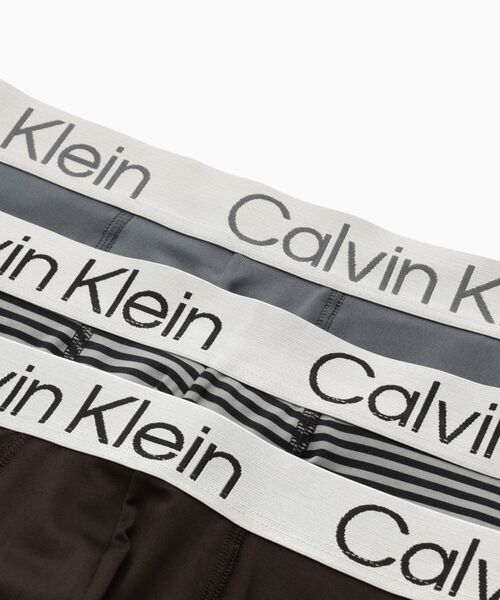 Calvin Klein(カルバン・クライン)の「クロマティック ボクサーパンツ 3枚パック(ボクサーパンツ・メンズ・ブラック/マルチ/その他/その他1/ブルー系その他/ブルー系その他2・S/M/XL/L)」の20枚目の写真