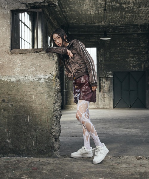 NIKE(ナイキ)の「ナイキ エア フォース 1 ’07 LX ウィメンズシューズ / Nike Air Force 1 ’07 LX Women's Shoes FV3654-111 Sail(スニーカー・レディース・クリーム・26/22/22.5/23/23.5/24/24.5/25/25.5)」の6枚目の写真