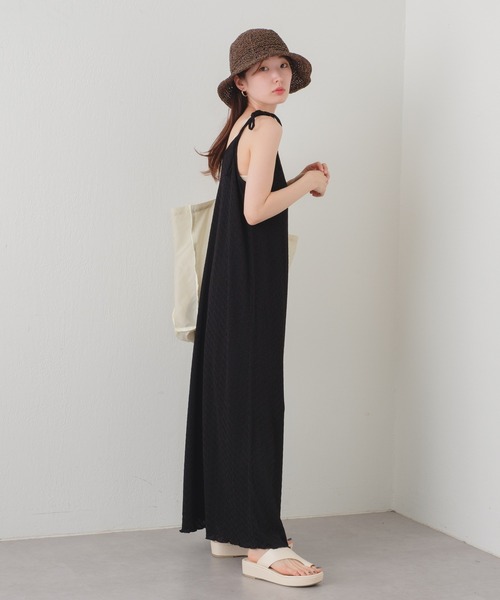 Kastane(カスタネ)の「【サイズ展開あり】ジャガードレースキャミワンピース(ワンピース・レディース・ブラック/オフホワイト・0/1)」の5枚目の写真