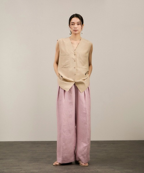 SALON adam et rope'(サロン アダム エ ロペ)の「リネンツイルタックパンツ(スラックス・レディース・ブラック/ピンク/ベージュ・S/M)」の8枚目の写真