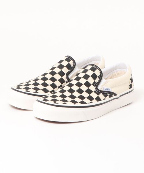 VANS(バンズ)の「【VANS/ヴァンズ】Classic Slip-ON/クラシックスリッポン(スリッポン・レディース・ブラック・6/6.5/7/5.5)」の1枚目の写真