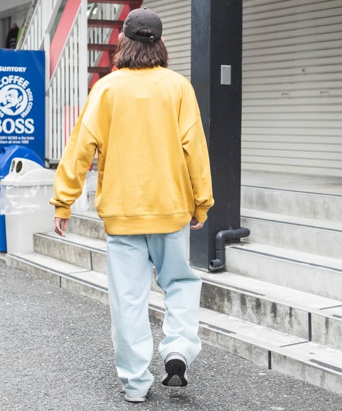 WEGO(ウィゴー)の「WEGO/アクセ付きグラフィックプルオーバー(スウェット・メンズ・マスタード/グレー系その他/ブラック/ホワイト・LARGE/MEDIUM)」の12枚目の写真