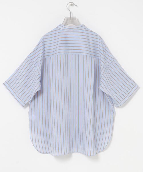 URBAN RESEARCH(アーバンリサーチ)の「ハーフスリーブストライプシャツ(シャツ/ブラウス・レディース・ブラウン系その他/ブルー系その他・FREE)」の14枚目の写真