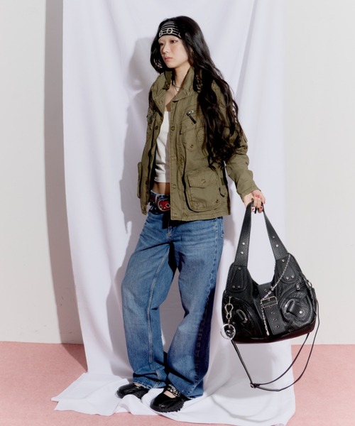 DTYYPE(ドタイプ)の「エンボス2WAYショルダーバッグ(ショルダーバッグ・レディース・ブラック/ピンク/ホワイト/レッド・FREE)」の22枚目の写真