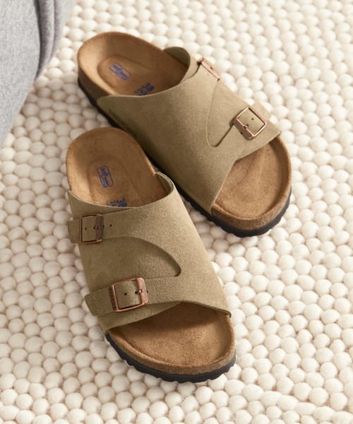 BIRKENSTOCK(ビルケンシュトック)の「Zurich Suede Soft Footbed 【レギュラー幅】 ユニセックス(サンダル・メンズ・ベージュ/モカ/ブラック/キャメル・42/40/41/43/39/44)」の4枚目の写真