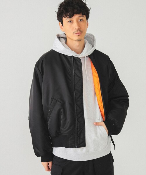 BEAMS(ビームス)の「リラックスフィット THERMOLITE(R) MA-1 (撥水)(MA-1・メンズ・ブラック/オリーブ/ライトグレー/ネイビー/ブラウン・SMALL/MEDIUM/LARGE/X-LARGE)」の6枚目の写真