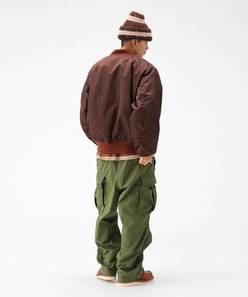 BEAMS(ビームス)の「リラックスフィット THERMOLITE(R) MA-1 (撥水)(MA-1・メンズ・ブラック/オリーブ/ライトグレー/ネイビー/ブラウン・SMALL/MEDIUM/LARGE/X-LARGE)」の21枚目の写真