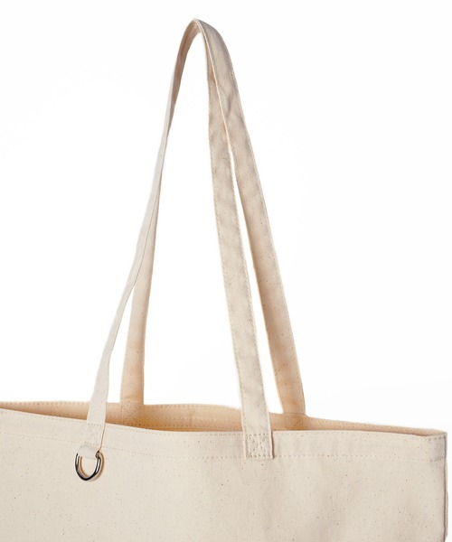 《MILKFED.定番人気》カラフルな組み合わせがお洒落な大容量トートバッグ。FLAT LIGHTTOTE COOPER OUI LOGOの6枚目の写真